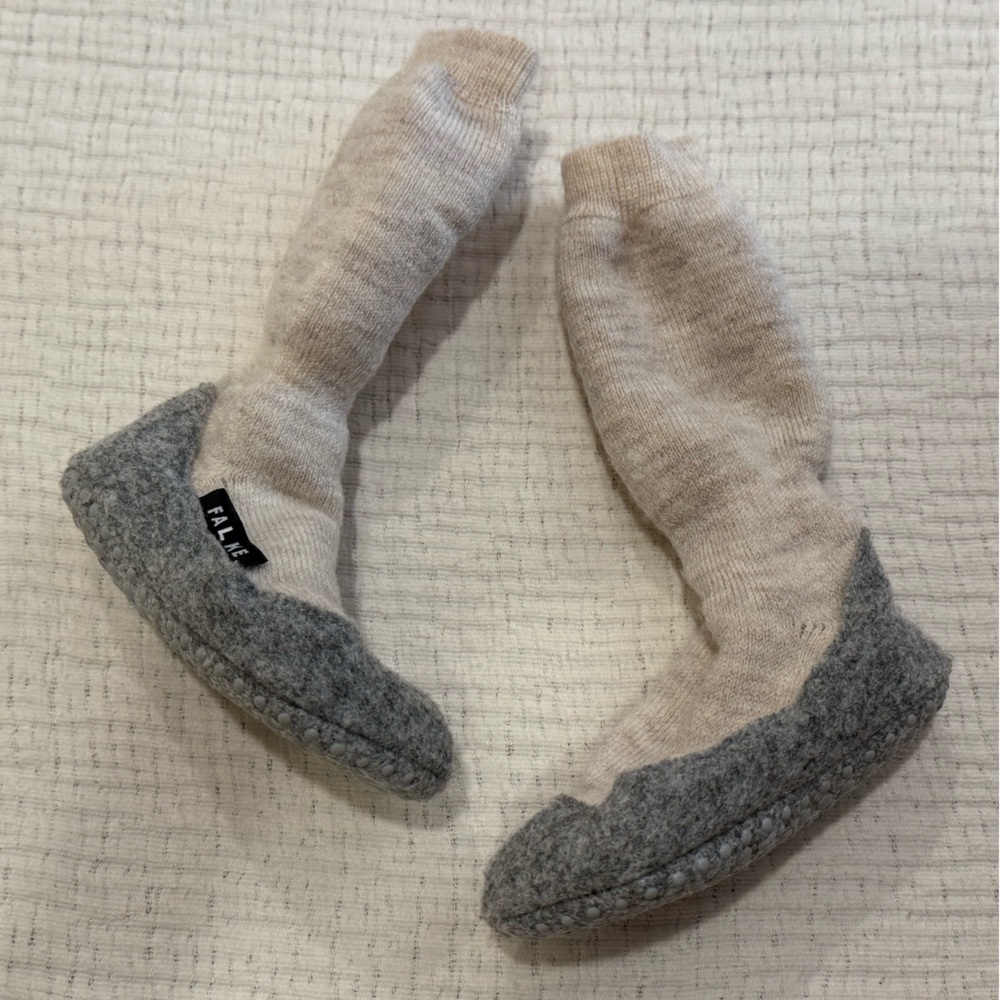 Falke Cosyshoe Slippers 25-26 Gray and Cream Baby Booties